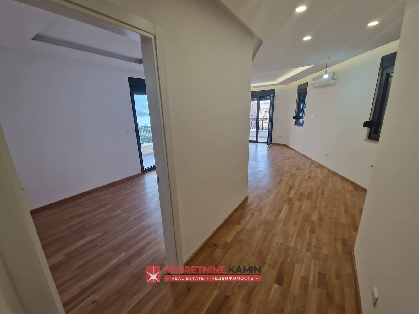 Квартира, 1109 м², 363 000$ — FAKTOR